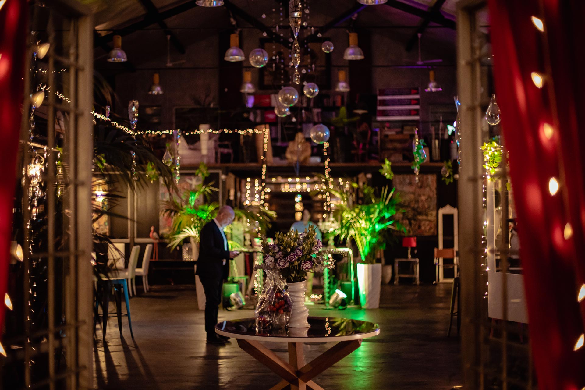 Ingresso Officine Interni Cafe'